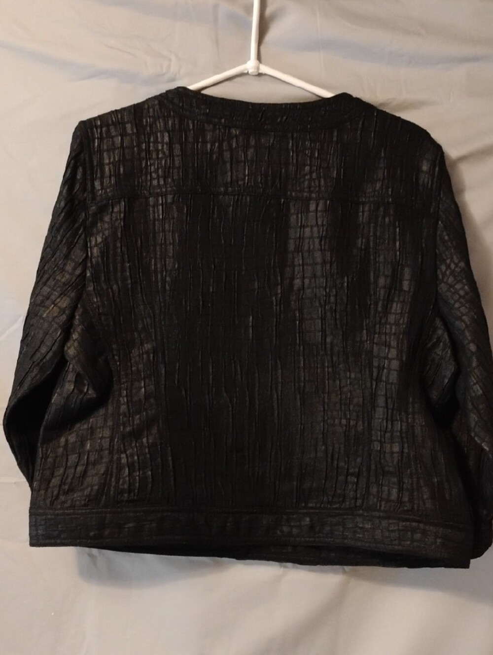 Women's Size Large Ruby Rd. Black Textured Button-Front - Picture 9 of 9
